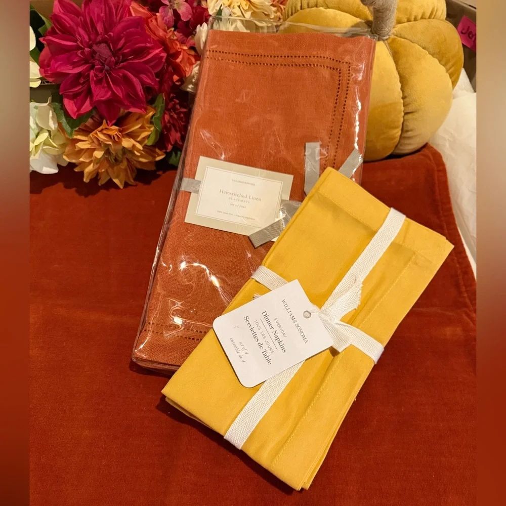 New Williams Sonoma Everyday Dinner Napkins Set, 100% Cotton, S/4, Yellow 20”